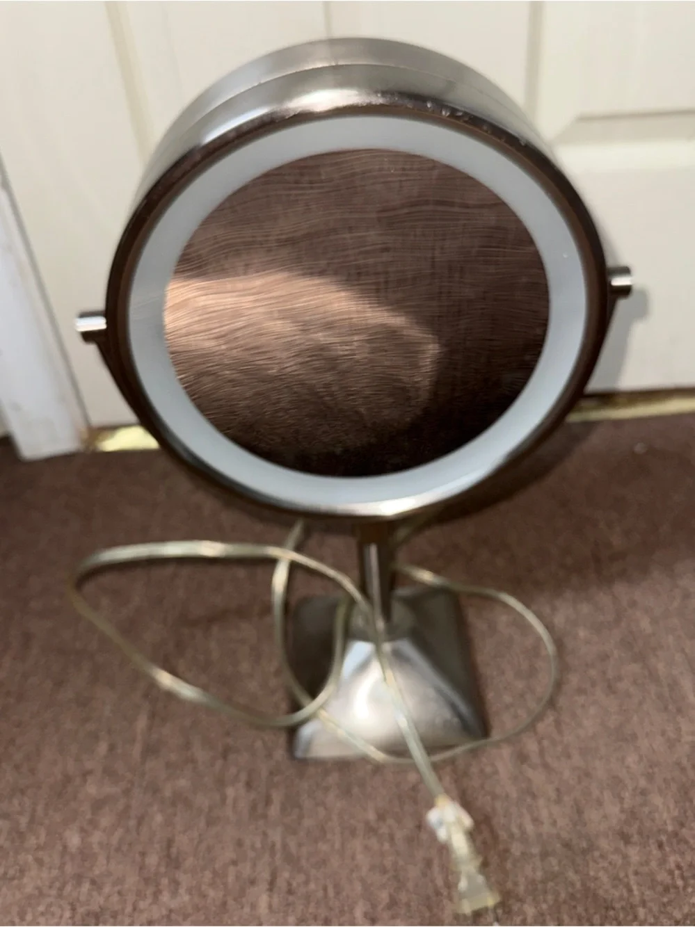 Conair freestanding round